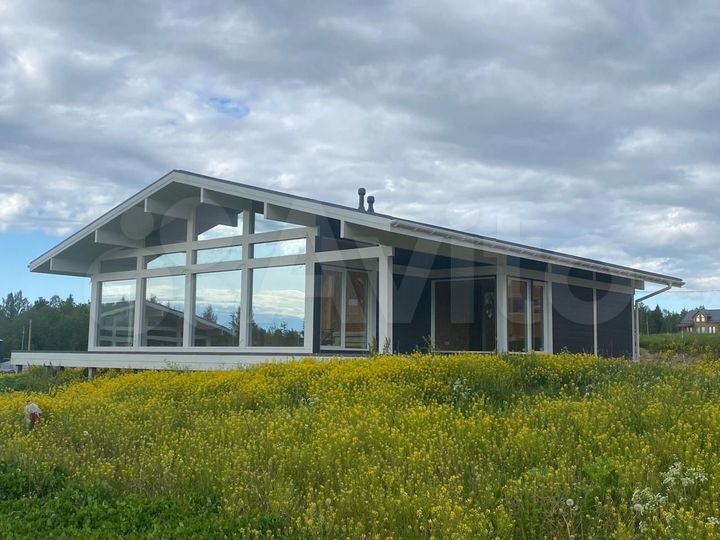 Дом 225 м² на участке 9 сот.