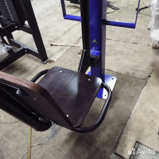 Уличный тренажер жим ногами AVU012