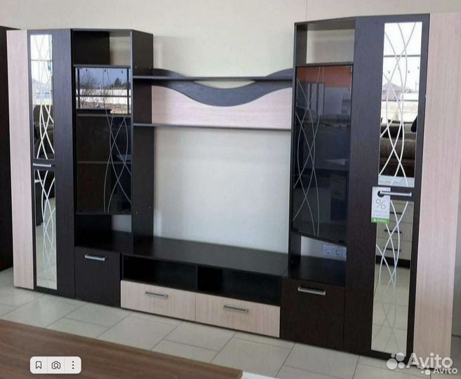 Стенка в гостиную гамма