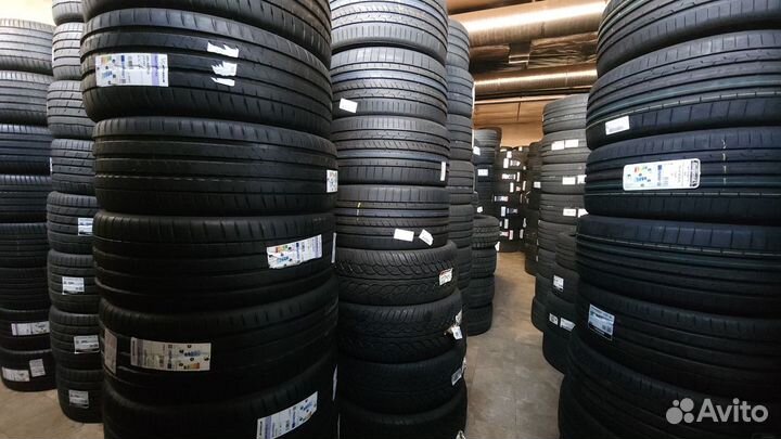 Arivo Ice Claw ARW7 275/40 R22