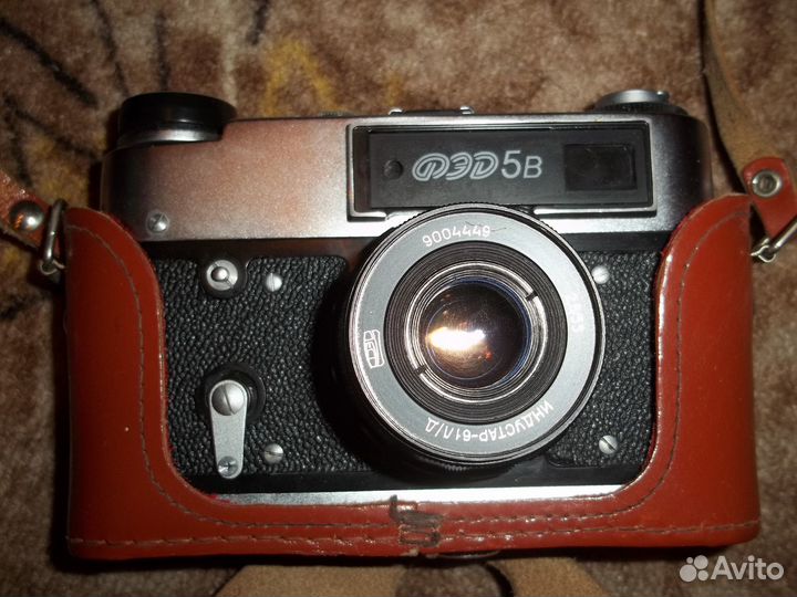 Советский пленочный фотоаппарат фэд - 5В