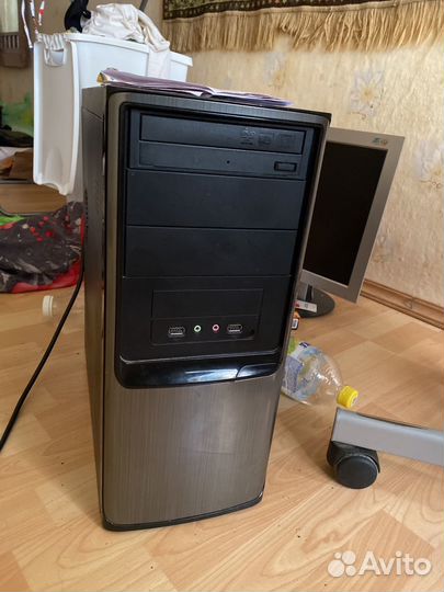 Офисный компьютер