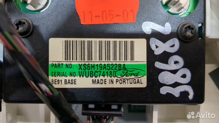 Переключатель отопителя Ford Fiesta, 2001