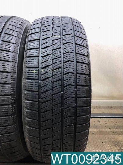 Bridgestone Blizzak VRX 215/60 R16 95T