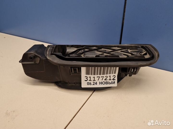 Ниша лючка бензобака Audi Q7 4M 2015