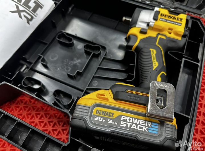 Гайковерт аккумуляторный dewalt DCF921