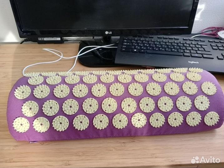 Массажер акупунктурный валик