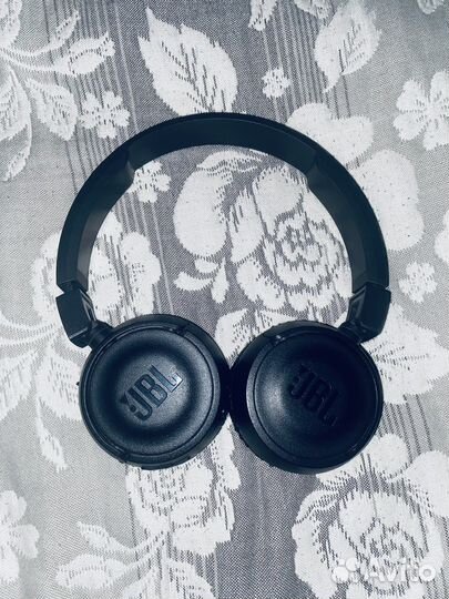 Беспроводные наушники