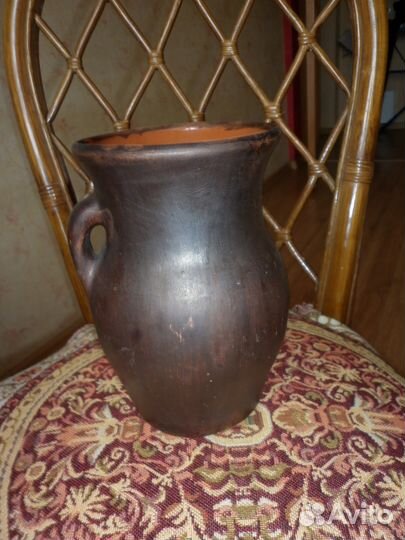 Глиняная крынка