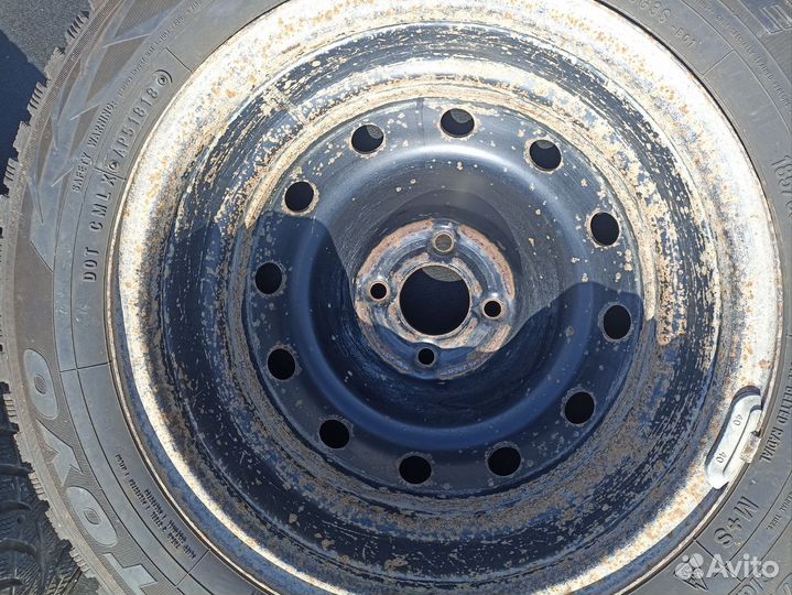 R15 Toyo Observe G3-Ice 185/65, PCD 4x100 DIA 42