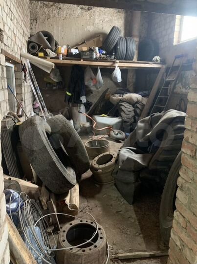 Гараж, > 30 м²