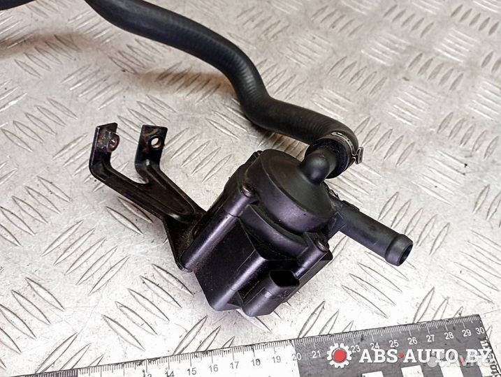 Насос антифриза дополнительный BMW 7 F01/F02 рест