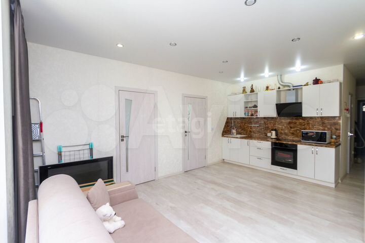 2-к. квартира, 61,2 м², 3/17 эт.