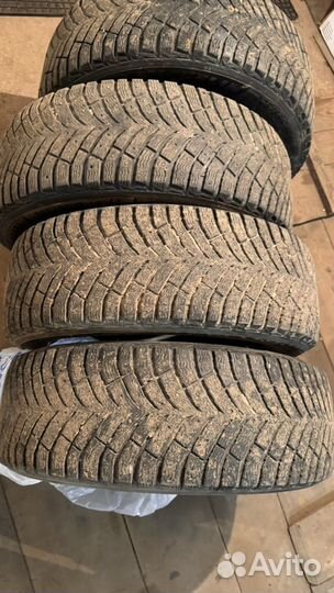 Michelin X-Ice North 4 SUV 225/55 R19 103T