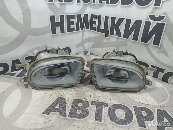 Противотуманные фары Mercedes W208