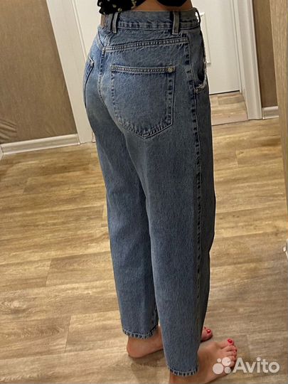 Джинсы бананы женские