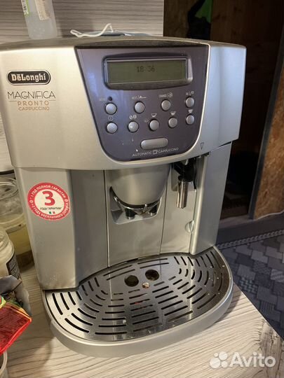 Кофемашина delonghi magnifica