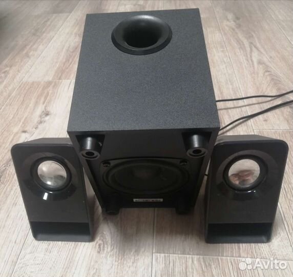 Колонки Logitech 2.1