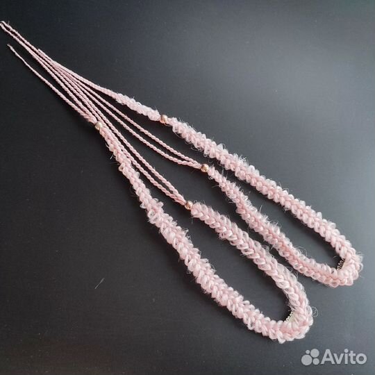 Косички на заколках