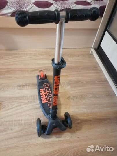 Самокат детский трехколесный