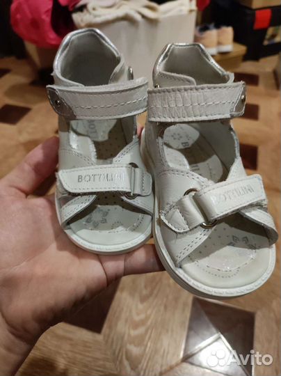 Сандали для девочки