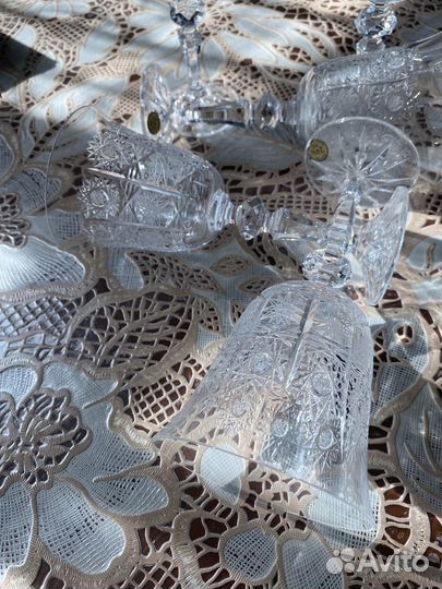 Хрустальные бокалы