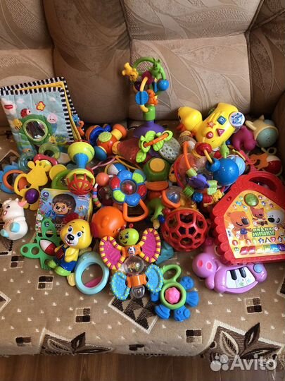 Игрушки для малышей пакетом