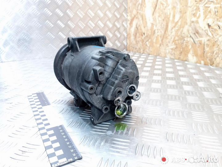 Компрессор кондиционера Renault Grand Scenic 2