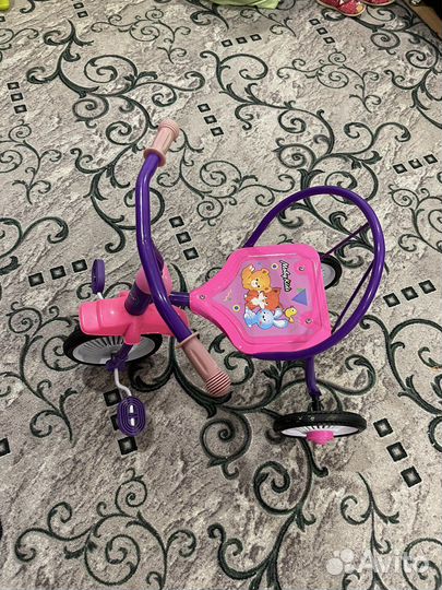 Детский трехколесный велосипед