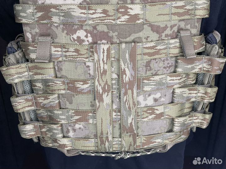 Плитник с подсумками