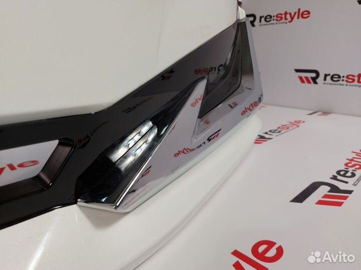 Губа передняя Prado 120 Modellista Белый перл