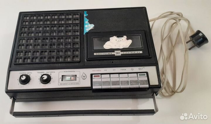 Кассетный магнитофон Электроника 302