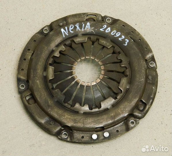 Корзина сцепления Nexia N150 F16D3