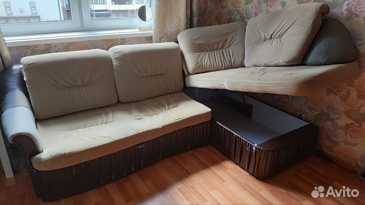 Угловой диван бу