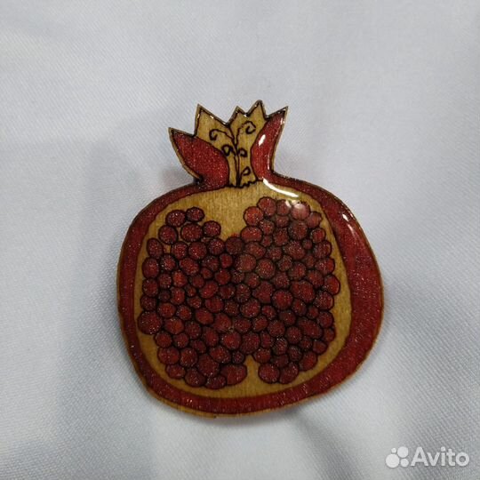 Деревянные значки