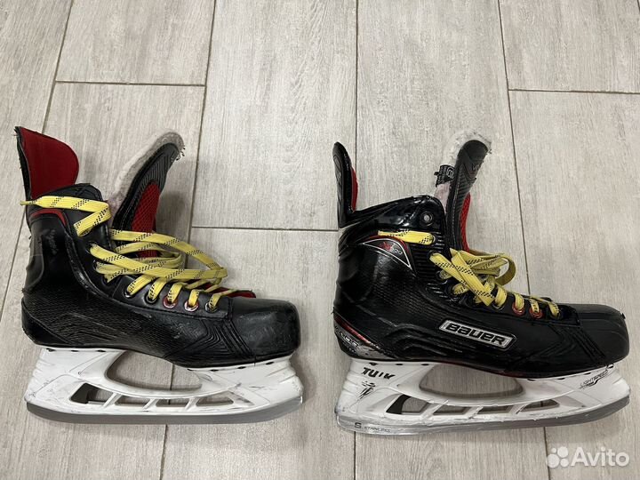 Продам коньки хоккейные б/у