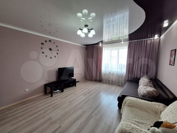 2-к. квартира, 71,3 м², 8/9 эт.