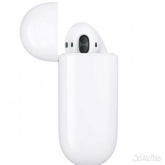 Apple AirPods наушники в зарядном футляре