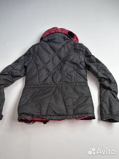 Детская горнолыжная куртка на ребенка