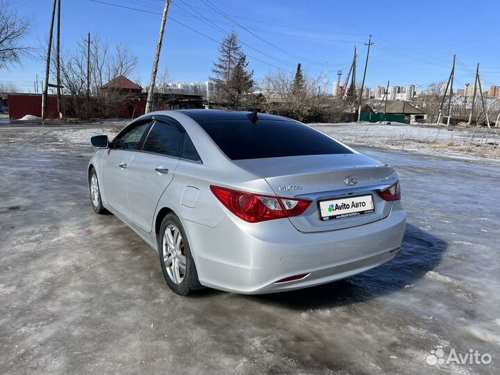 Hyundai Sonata 2.0 AT, 2012, 200 000 км