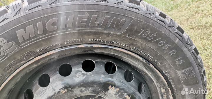 Michelin X-Ice North 4 185/65 R15 92T