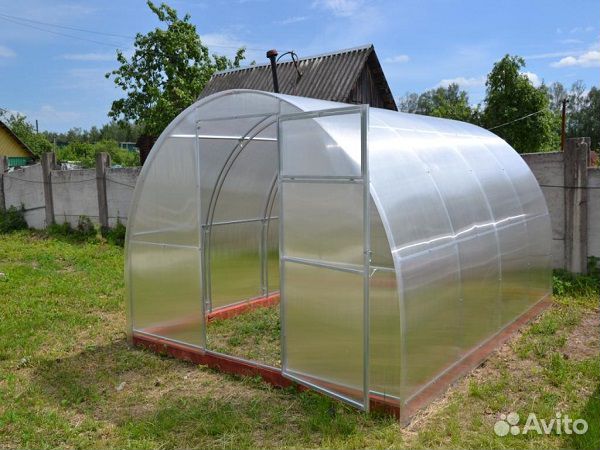 Установка теплиц под сотовый поликарбонат