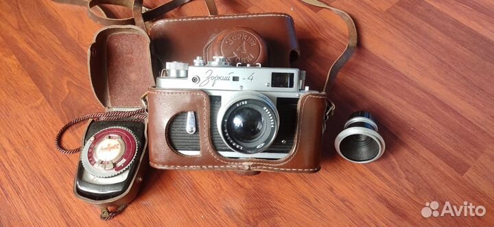 Плёночный фотоаппарат Зоркий-4