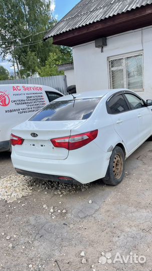 Крышка Багажника кия рио 3