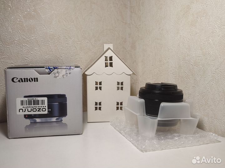 Объектив Canon EF 50mm f 1 8 STM