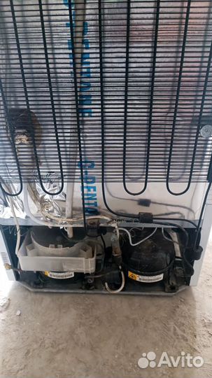 Холодильник 2х камерный