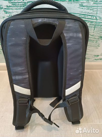 Рюкзак школьный для мальчика новый