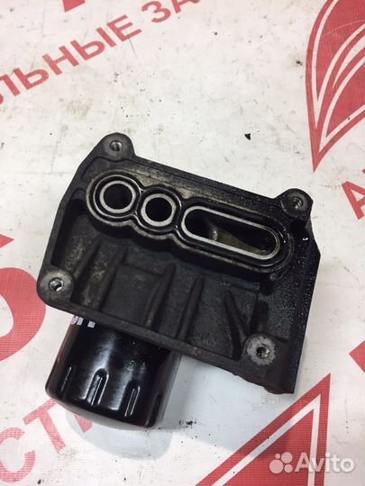 Кронштейн масляного фильтра Ford Focus 2