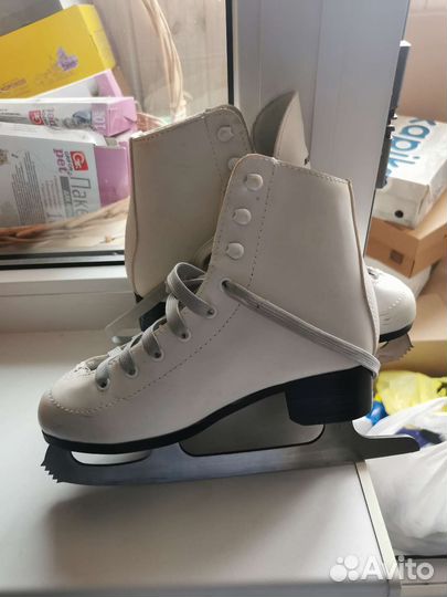 Коньки фигурные