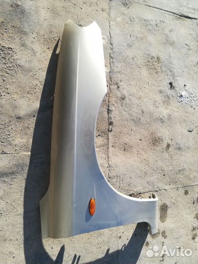 Крыло переднее правое Kia Spectra